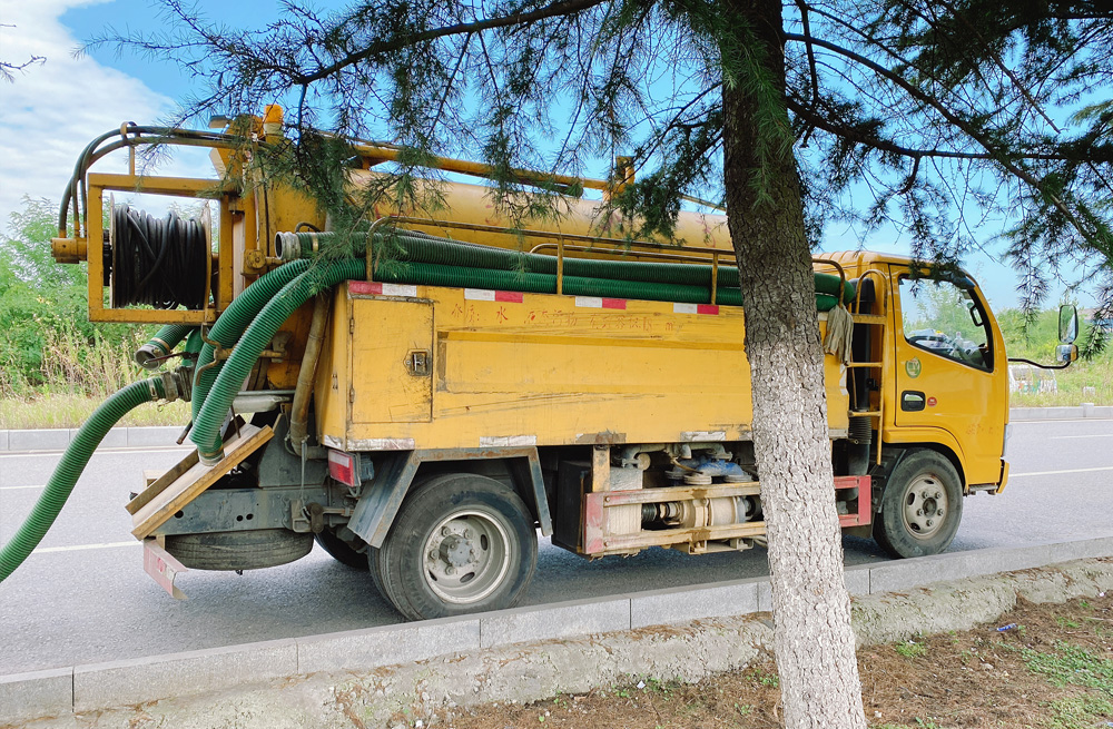 283沿江清洗抽粪车